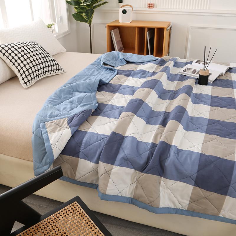 A Solid Color Spring/Summer Washed Quilted Blanket Bed Cover Double Quilted 150180200 Single And Double Couple Bed Queen Summer
