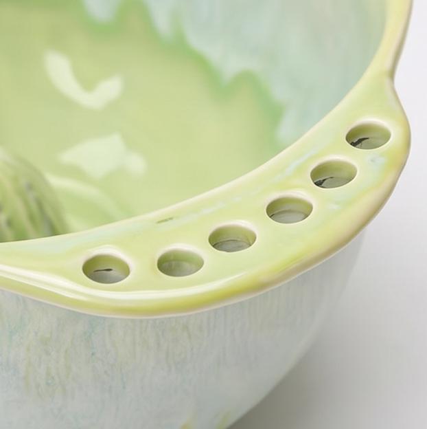 Ceramic Berry Bowl - Self Spinning Vortex Fruit Washer with Quick Drain Smooth Glaze Produce Rinser for Strawberries Blueberries Grapes Kitchen