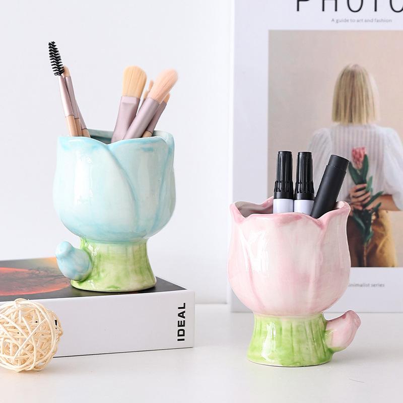 Premium Flower Pen Holder Creative Makeup Brush Storage Holder Ceramic Desktop Shelf Ornament Gift Girls Stationery
