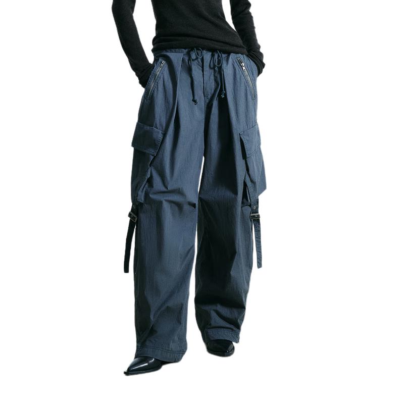 MO&Co. Women's Low-Waist Wide-Leg Cargo Pants