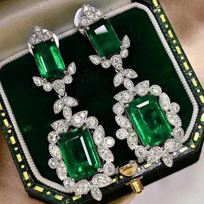 Nuovi Orecchini Pendenti Eleganti di Lusso con Zirconi Cubici Verdi per Donne Nuovo Articolo Accessori per Matrimonio Fidanzamento Regalo Gioielli alla Moda