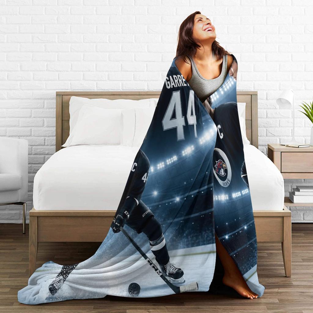 Off Campus Garrett Grahams 44 Briar University Hockey Flannel Throw Blankets Blankets for Bed Car Super Soft Bedding Throws,