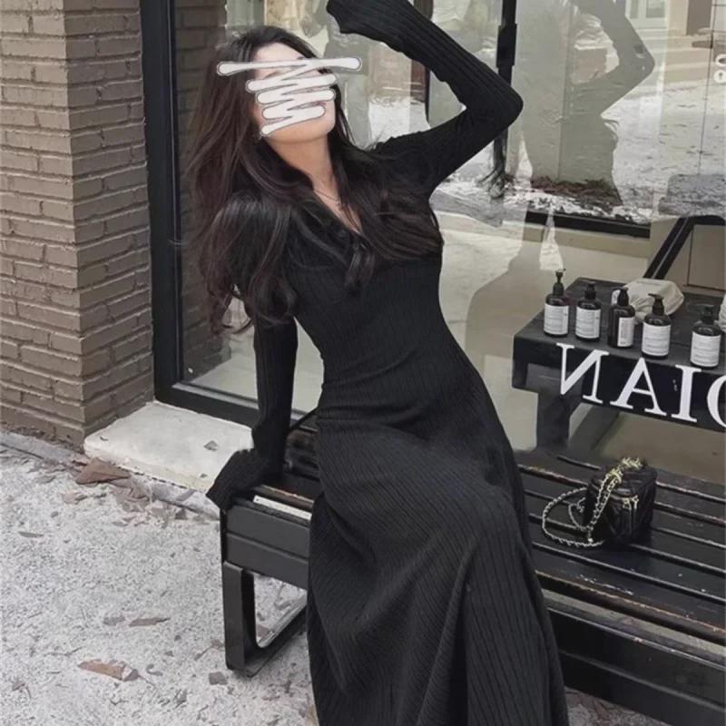 "2025 Women's French-Style Knit Sweater Dress: Autumn/Winter Slim Long Skirt with Bottoming Coat"