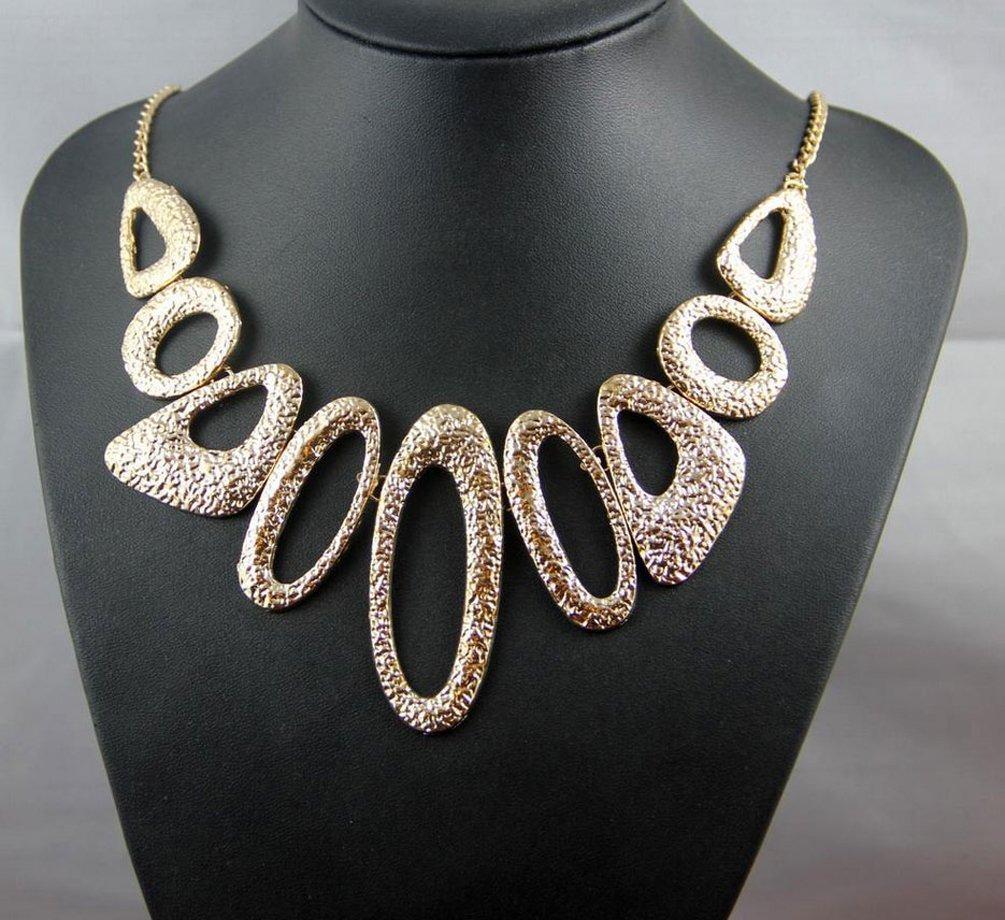 Collier Inspiré de Katrina Kaif pour Filles et Femmes (d'or)