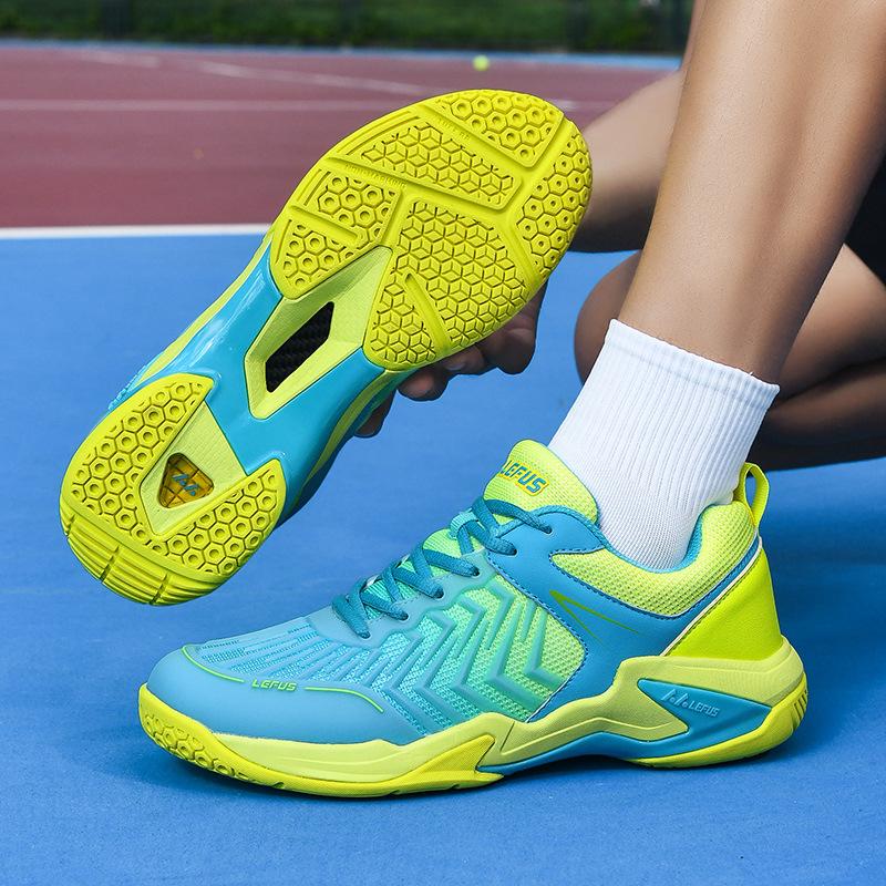 Carbon board cushioning rebound wear-resistant professional badminton training shoes large size breathable mesh casual sports shoes