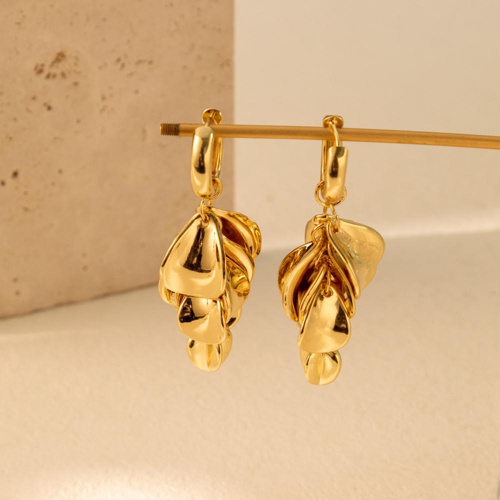 Fashionable Irregular Geometric Gold Earrings Stylish Alloy Winter Jewelry