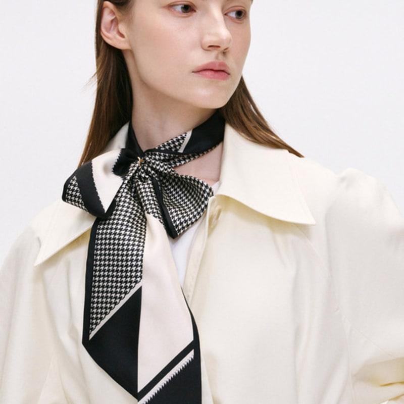 

Saint Luxure Chester Black Black_None