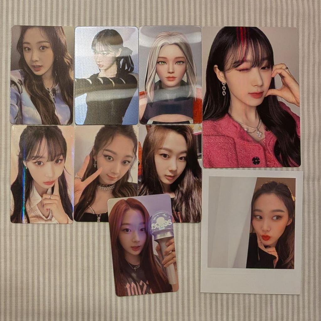 [USED] Aespa Gisele Poster, Trading Cards, and Other Set