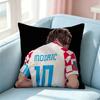 Heißer Fußballstar Magie Modric Quadratisch Beidseitig bedruckt Kissenbezug Schlafzimmer Nachttischkissen Sofakissenbezug