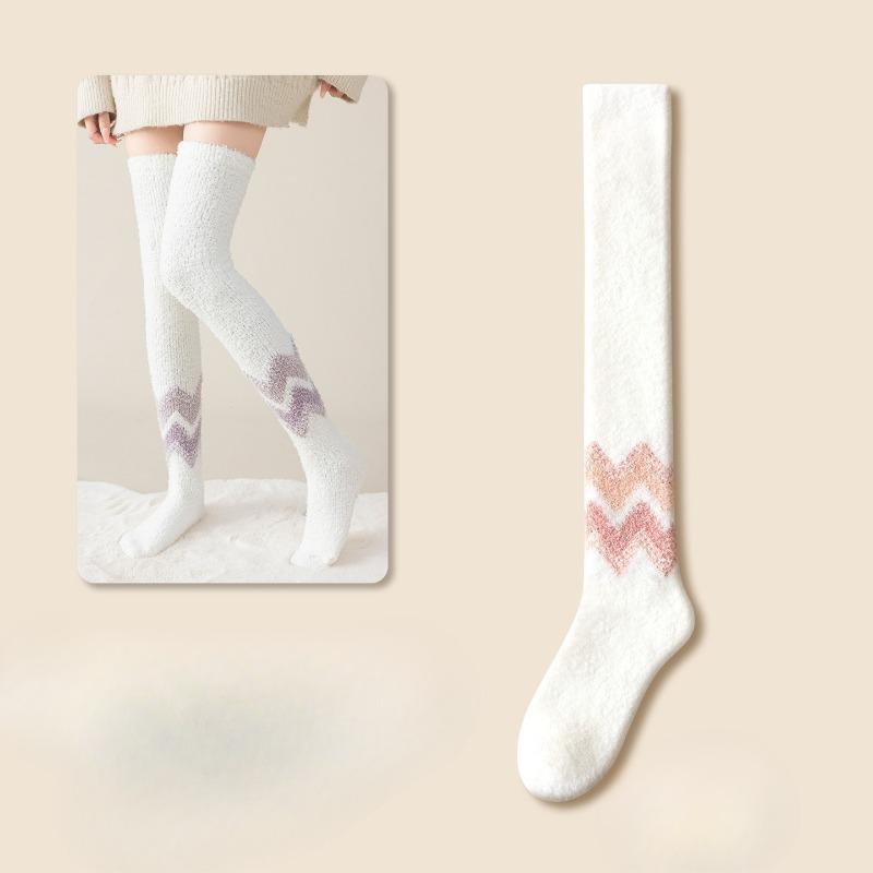 White Over-the-knee Socks, Women's Winter Fleece Thickened Long Socks, Super Thick Home Warm Sleep Socks, Coral Fleece Long Socks