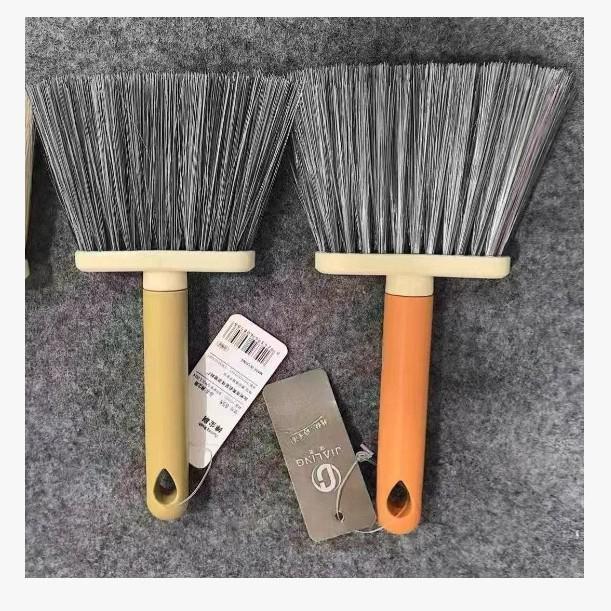 Versatile Crevice Dusting Brush for Home Cleaning – Sofa, Bedroom, Window Sills & Grooves.