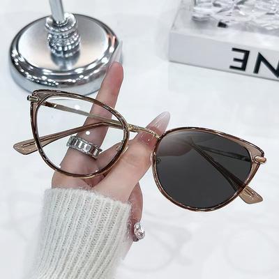 Retro Photosensitive Color-Changing Finished Myopia Glasses Female Plain Face Tide Cat Eye Anti-Blue Flat Light Glasses