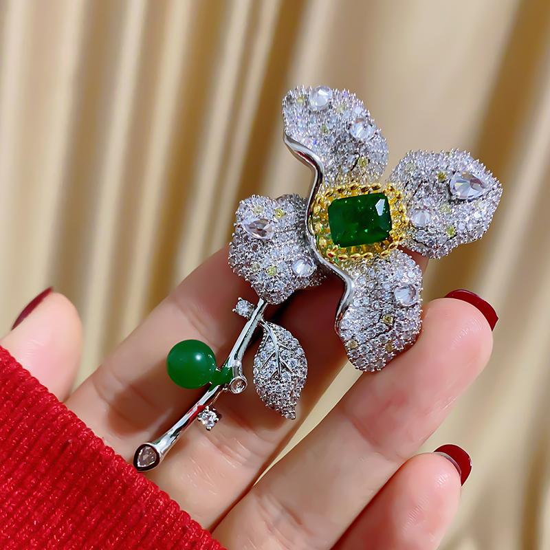 

Зимняя Новая Зеленая Брошь-Четырехлистник Женская Роскошная Брошь Модные Ювелирные Аксессуары Элегантный Нишевый Дизайн