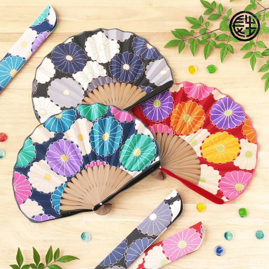 Stylish Folding Fan with Pouch and Handkerchief Large Chrysanthemum Design [Osaka Choseido] Women's Set, (Black)
