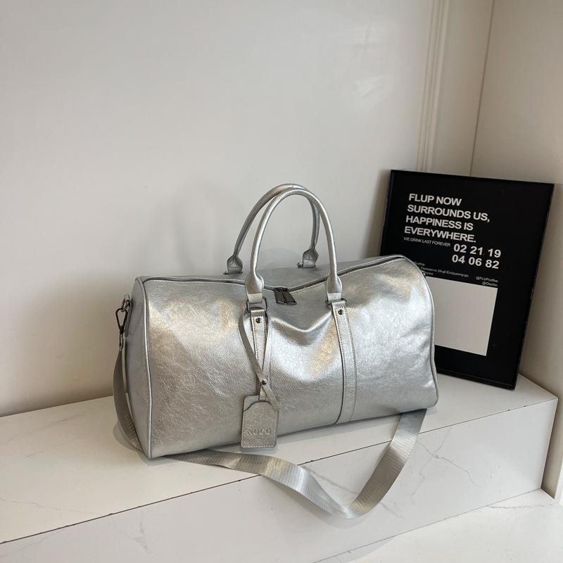 Handige Reis Duffle Bag voor Vrouwen Grote Capaciteit PU Retro Bagage Tas Sport Fitness Crossbody Tas zilver