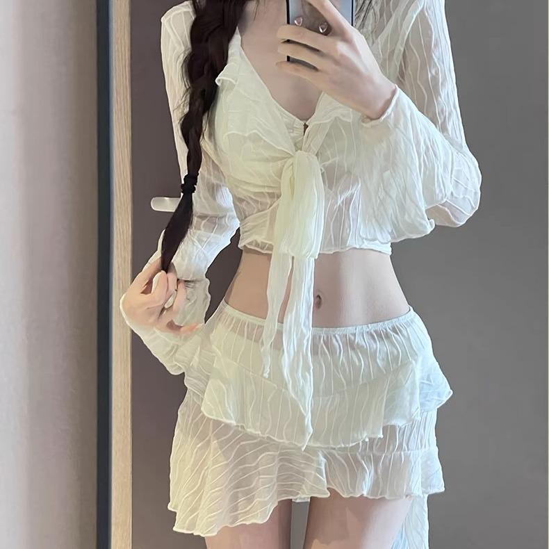 

Серия «Лунный свет»: Женский купальный костюм-четверка в стиле феи 2025 M (Suitable for 95-105 Jin)