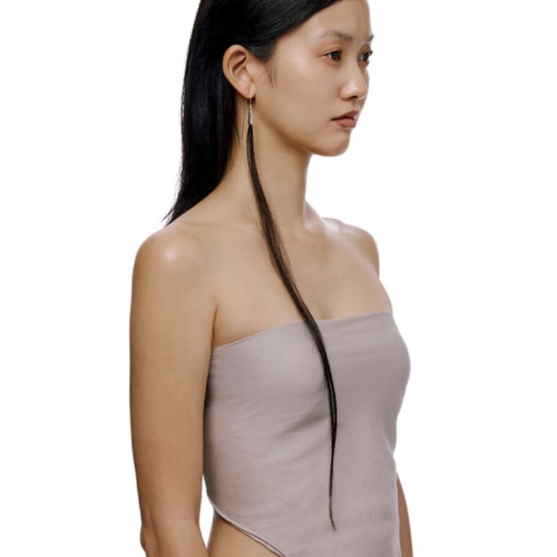 TOAKNET HAIR EARRING BLACK (SINGLE)