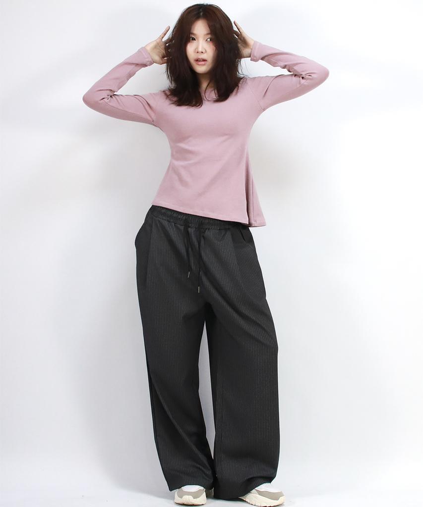 Deumakeu Pin Stripe Slacks Semi-Wide One-Tuck Pants