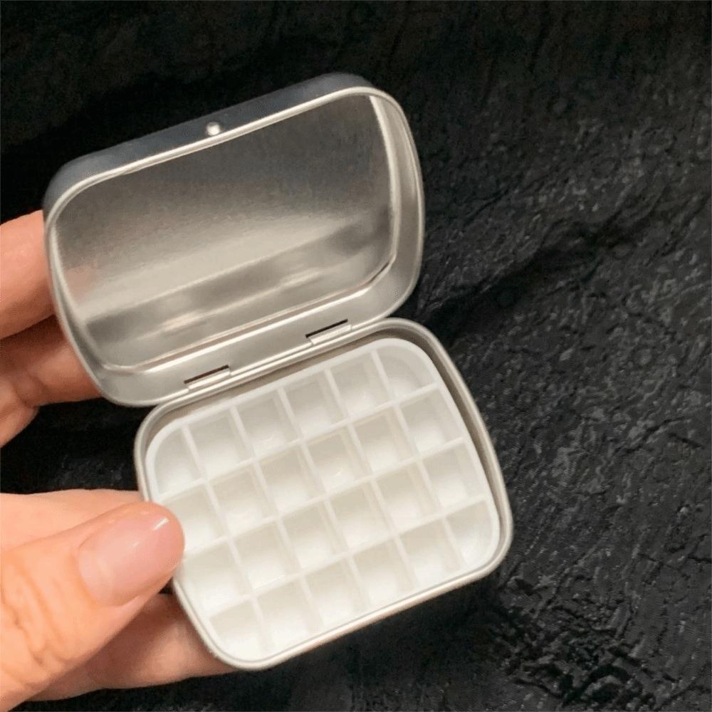 Durable Portable Empty Watercolor Tin Box Mini 12/24 Grids Watercolor Paint Palette Watercolor Tin Box Art Supplies