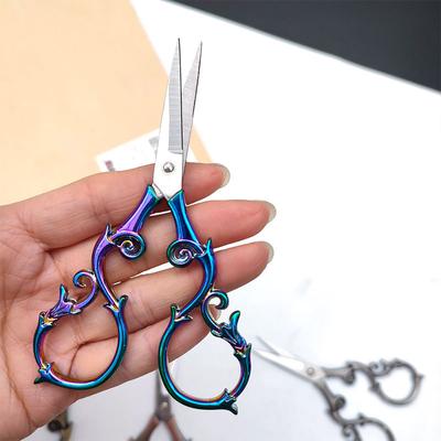 1 PCS Embroidery Scissors Retro Scissor Stainless Steel High Quality Suitable for Professional Tailor Sewing and Quilting Hot