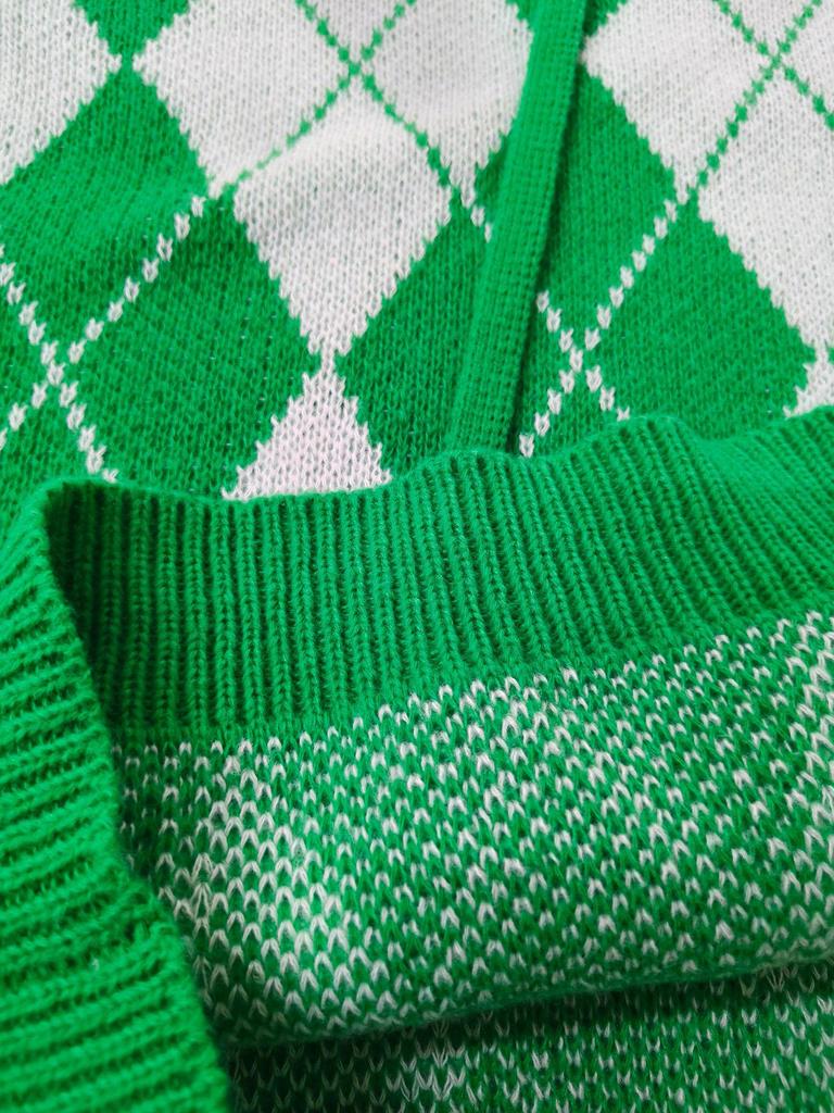 Autumn/Winter Diamond Plaid V-neck Hooded Women's Sweater - European & American Casual Knitwear.