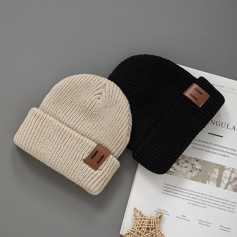 Unisex Wool Knit Baby Hat: Warm and Versatile for Ages 1-3