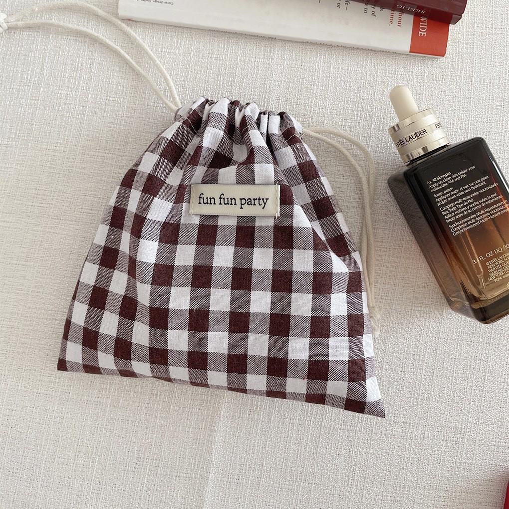 Мешочек на завязке в цветочную клетку: Держатель для мелочей, ключей, монет, карт и телефона