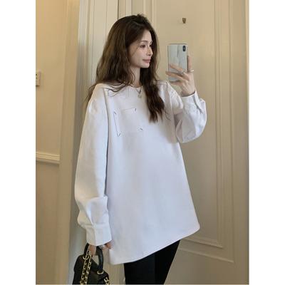 Weißes Unterhemd für Damen-Sweatshirt, geschichtet mit reiner Baumwolle, Schulter-Langarm-T-Shirt, das den Po bedeckt, mittellanges Oberteil