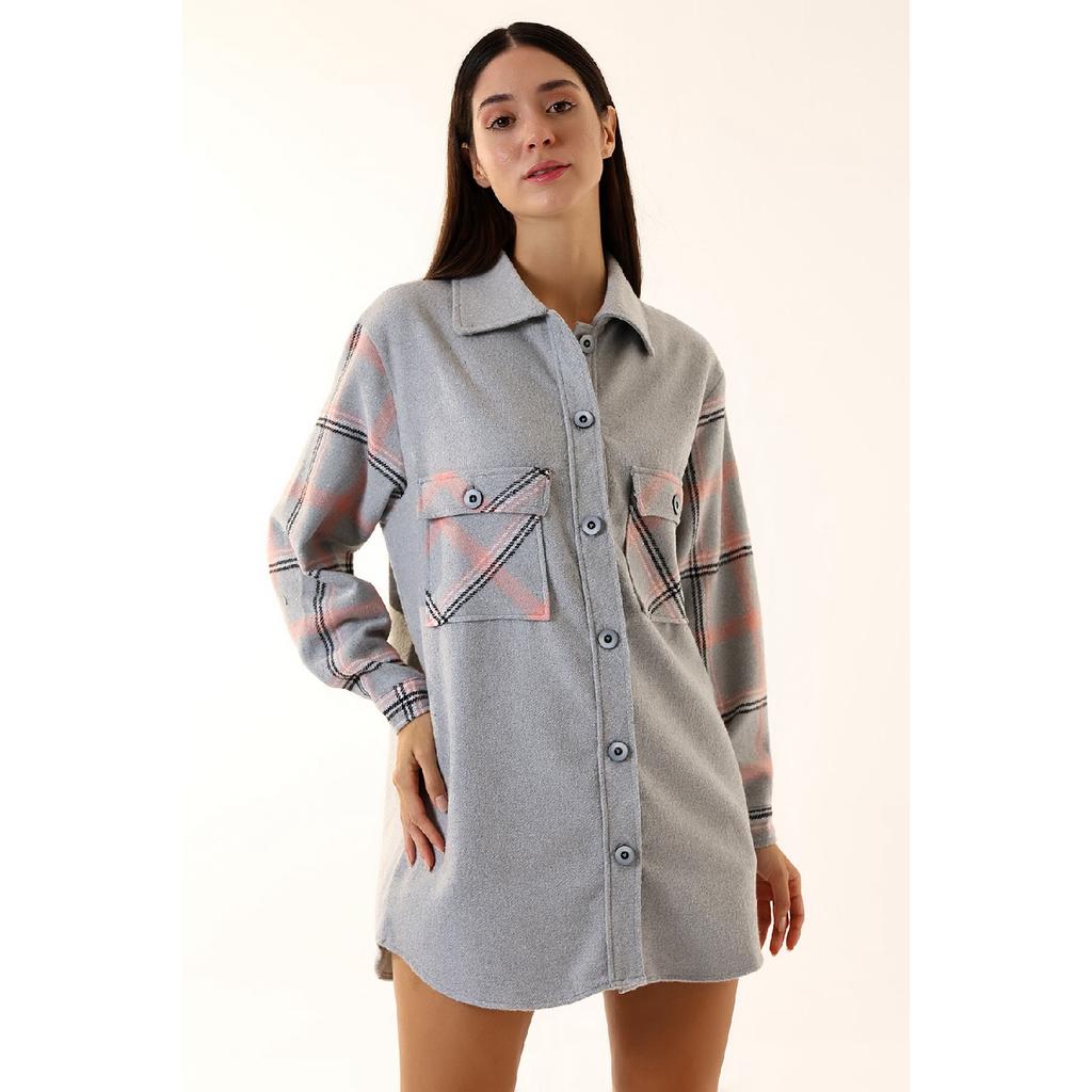 Grau-rosa kariertes Oversize-Holzfällerhemd für Damen