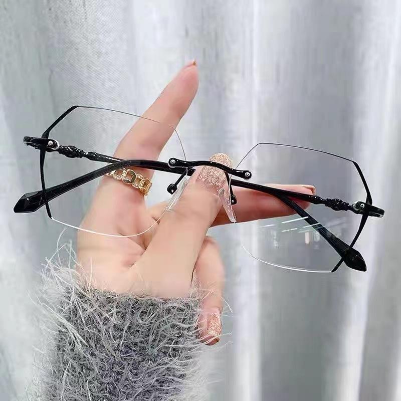 Ultra-Light Anti-Blue Light Radiation Rimless Myopia Glasses, Women'S Degree Plain Artifact, Rimless Face Goggles