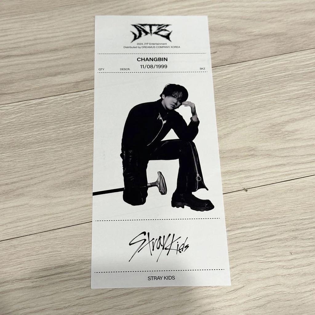 Stray Kids MINI ALBUM ATE ALBUM PHOTO CARD UFFICIALE