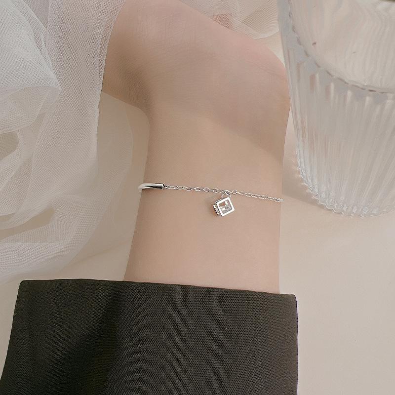 Stříbrný náramek S925 stříbrný půlměsíc zahnutá trubice trojrozměrný náramek Rubikova kostka pro ženy diamantový náramek ve stylu