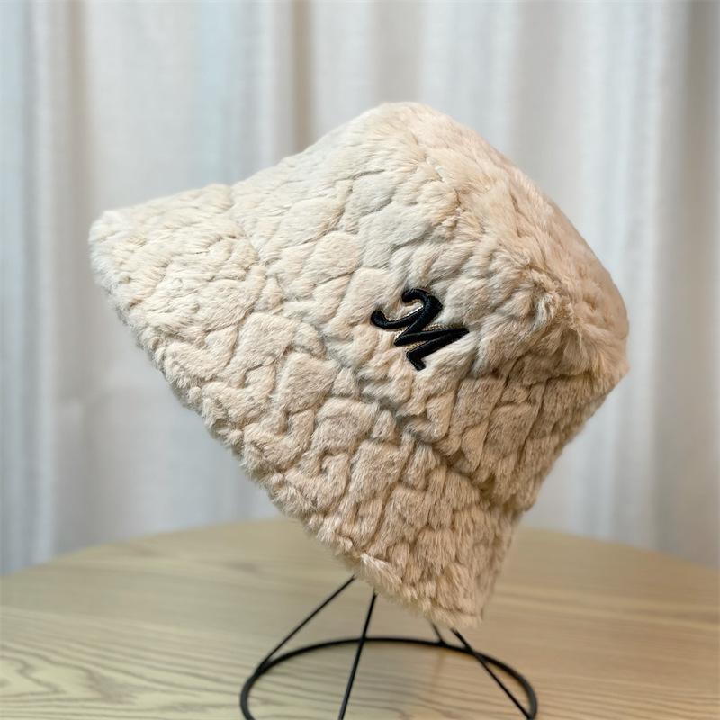 Fischerhut Kinder Herbst und Winter Warm Stickerei Alphabet Lammfell Bucket Hat Ohrenschützer Kältehut