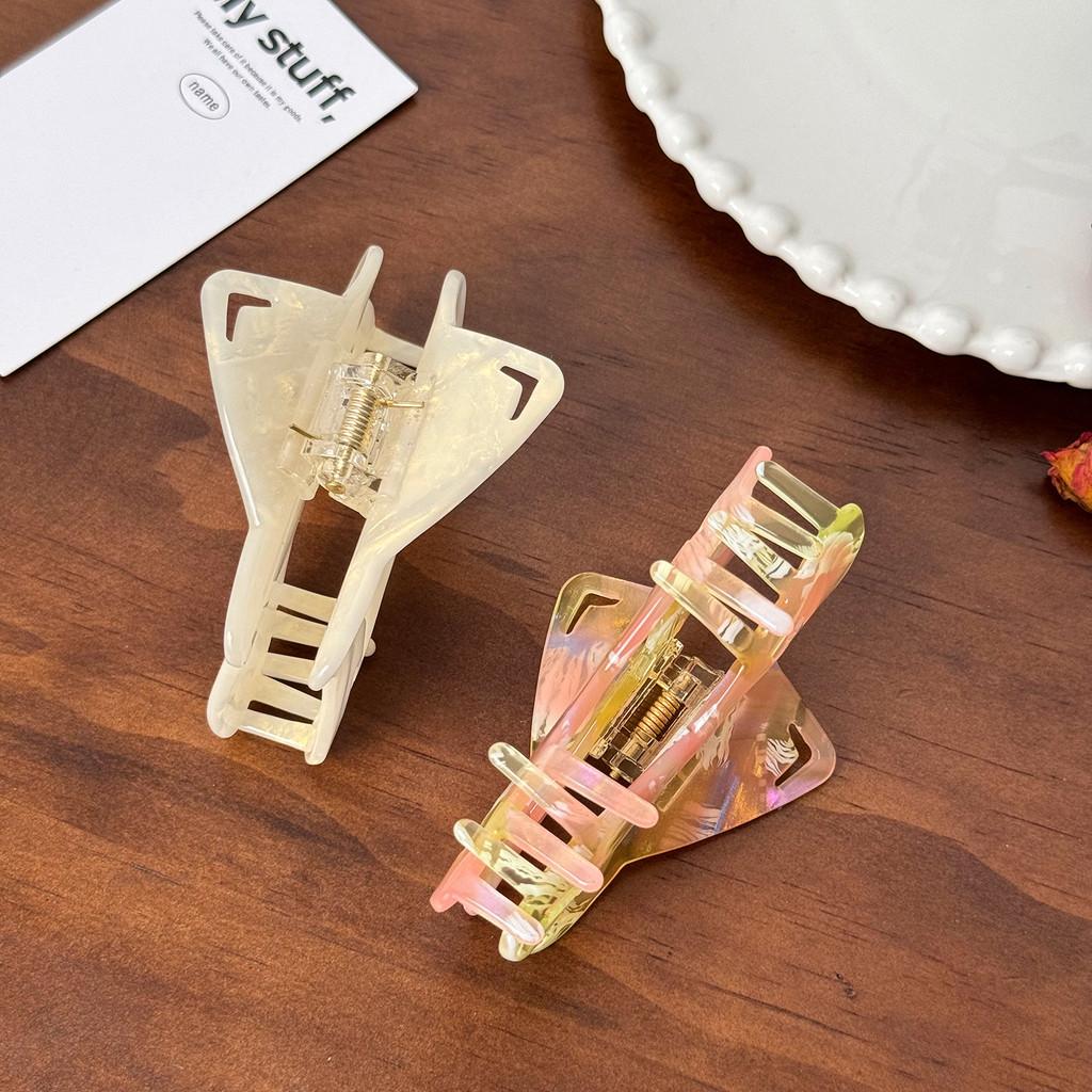 Trendy Acetate Hair Claw Clip With Star Design Perfect For Stylish Updos