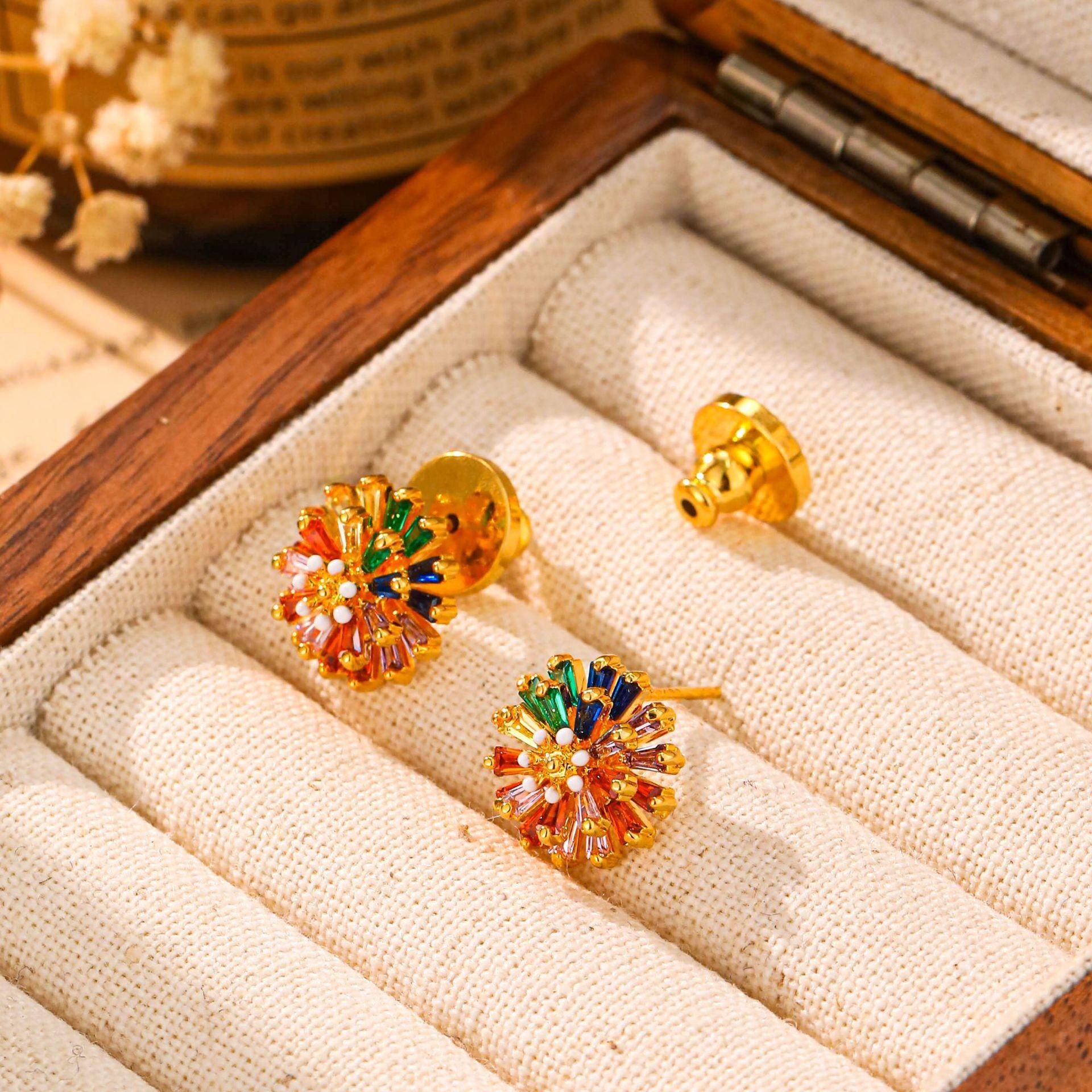 Dopamine Colorful Zircon Firework Stud Earrings Exquisite Light Luxury Vintage Minimalist Personality Jewelry 18K