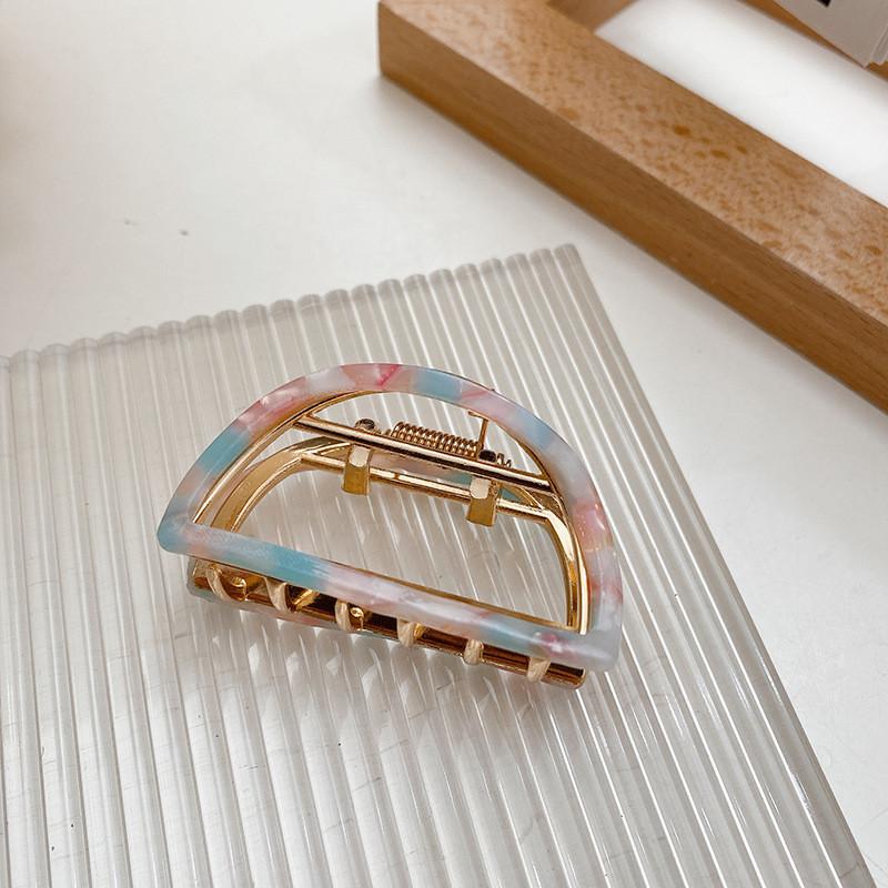 Elegant Korean Style Medium Acetate Half Circle Alloy Hair Claw Clip For Women