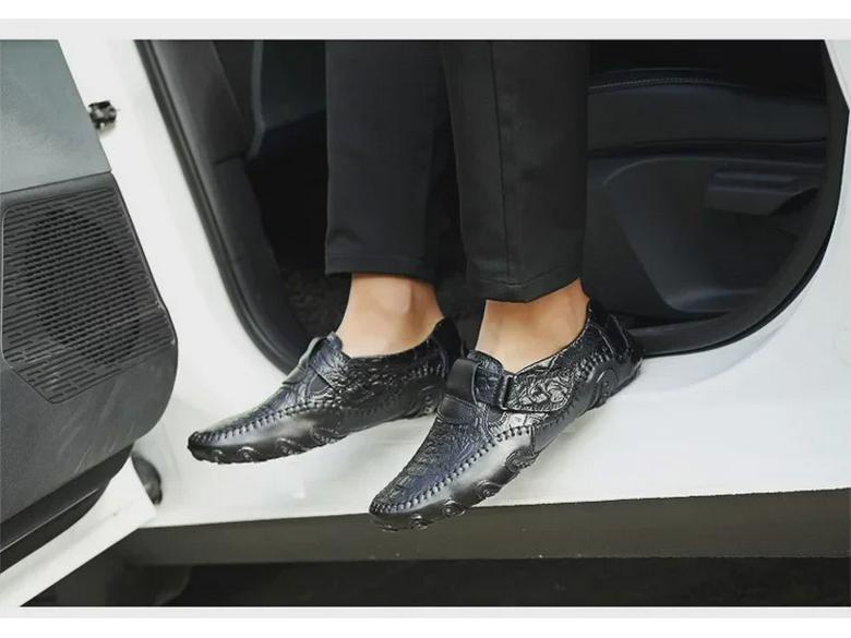 Men's Casual Leather Slip-On Driving Shoes - Breathable, Soft-Soled, All-Match Style, Large Size (Model 8899)