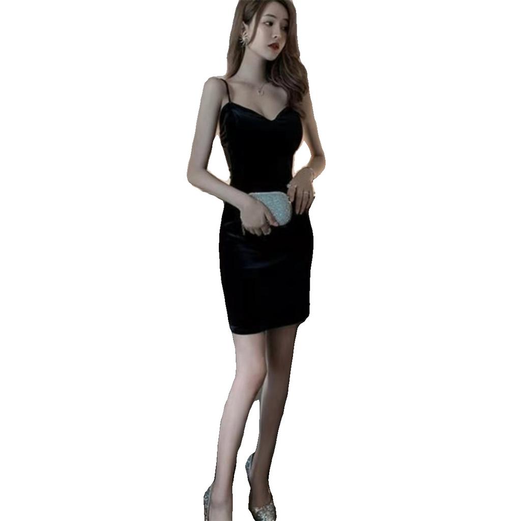 French retro sexy low-cut suspender dress for women's autumn and winter new slim-fitting and thin inner base hip-wrapped skirt