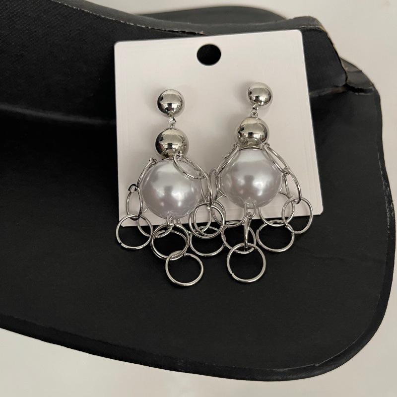 Chic Round Bead Tassel Earrings: Unique, High-End Fashion Earrings for Women.
