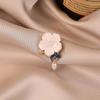 Elegant Pearl Brooch - High-End Minimalist Clothing Accessory