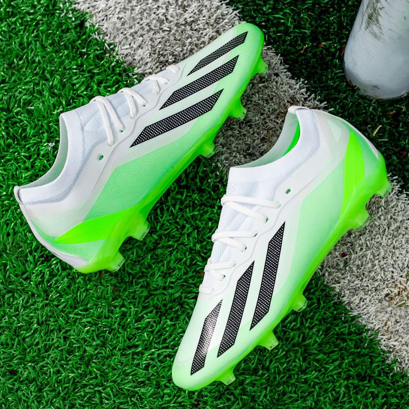 New Low-top Football Shoes, Male and Female Students, Long Nails, Outdoor Sports, Broken Nails, Professional Game Training Football Shoes