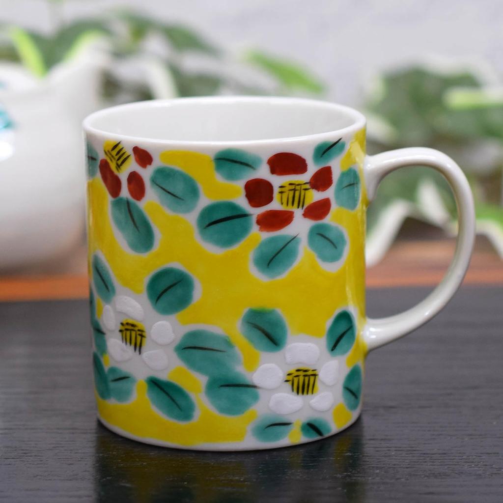 Waza no Kura: Stylish Kutani Ware Mug with Floral Pattern, High-Quality Ceramic, Made in Japan