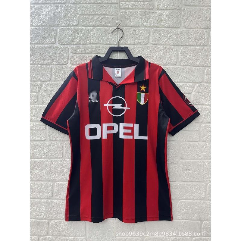 Vintage Portugisisk Italiensk Vintage Fotbollsdräkt Grossist Nostalgisk Utgåva Match Högkvalitativ Fotbollsdräkt Fläktutgåva