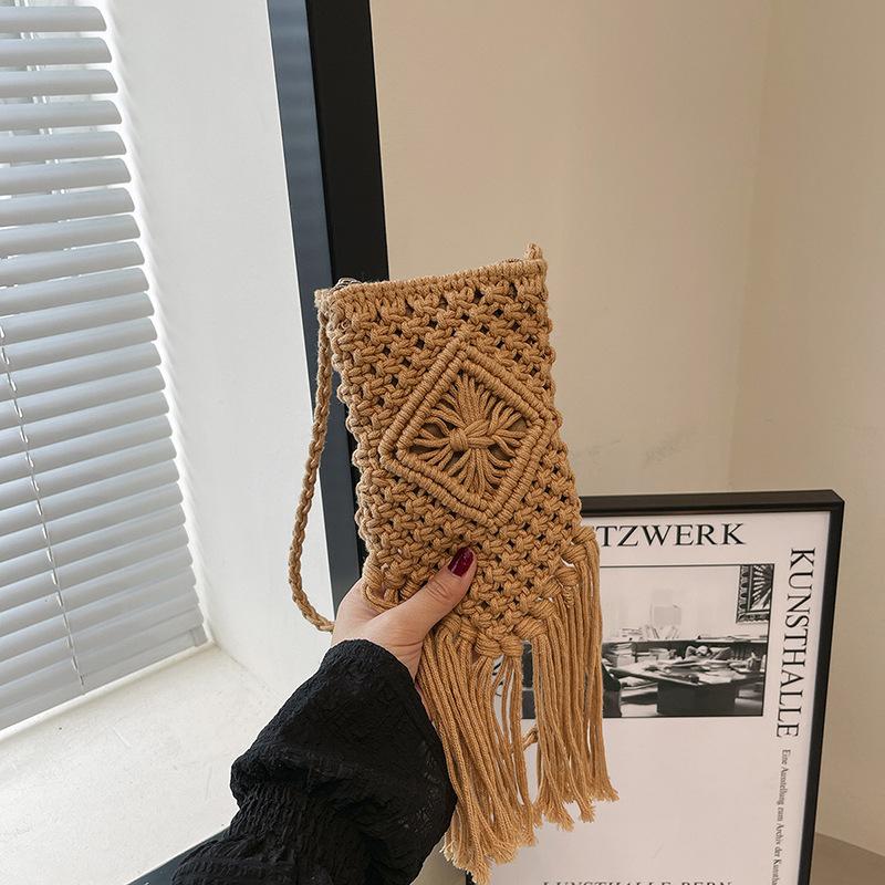 

Модная плетеная соломенная сумка женская лето 2025 новая с кисточкой кроссбоди для морского отдыха пляжная сумка сумка для мобильного телефона хаки