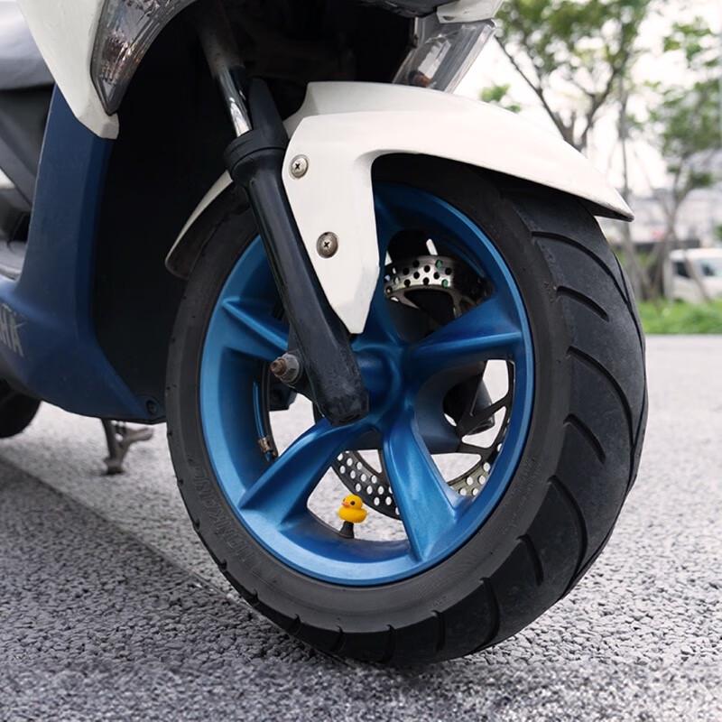 Tappi valvola luminosi a forma di osso e set di accessori per bicicletta
