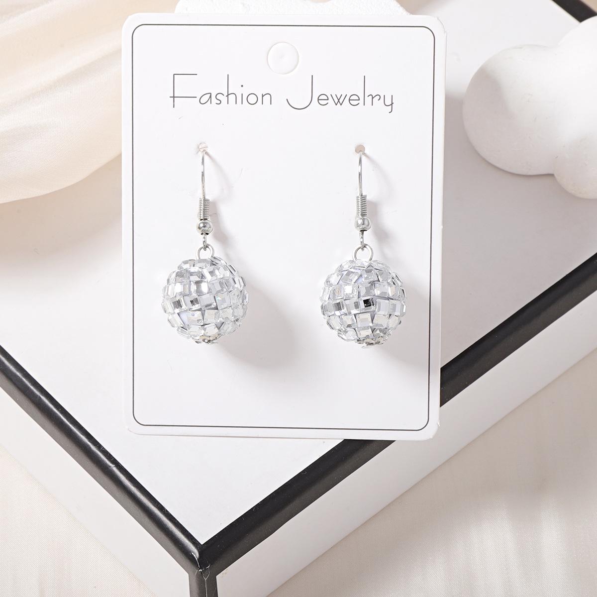 

Модні Європейсько-Американські Сережки-Диско-Кулі: Прості, стильні різдвяні дзеркальні намистини для жінок срібний