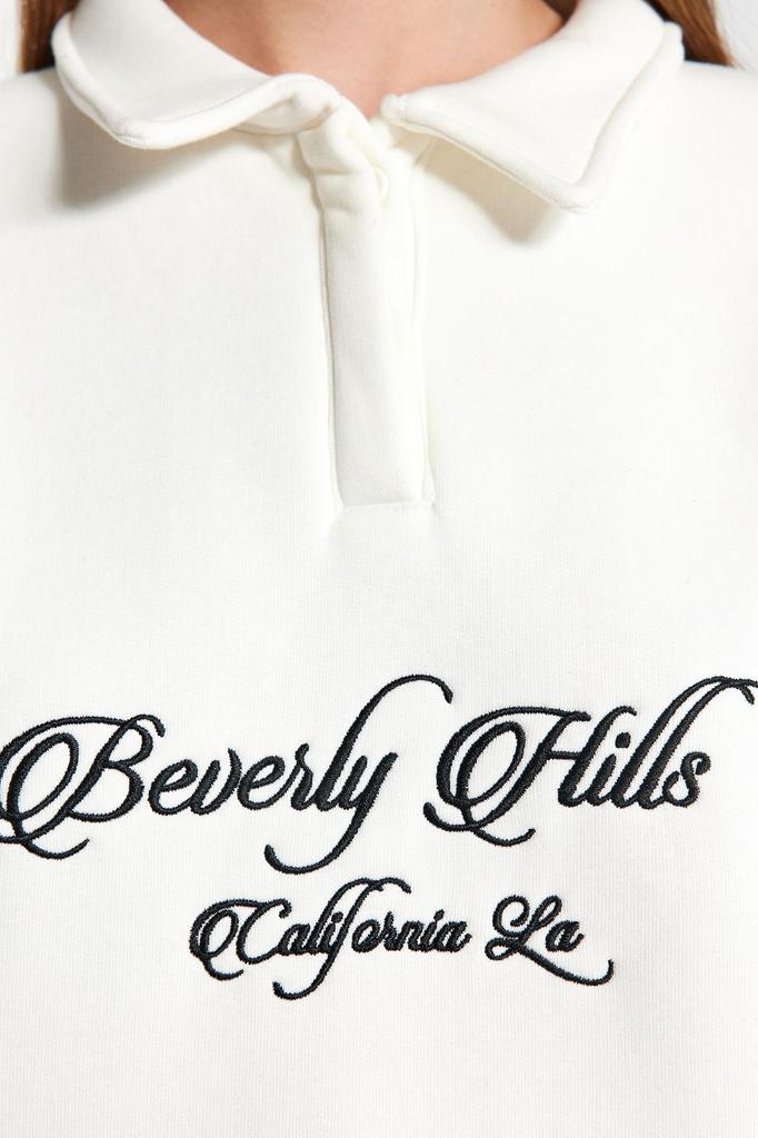 Women's Fashionable Stylish Sweatshirt Emerald Green Shirt Collar Embroidered Regular Fit Thick Inside Fleece Knitted Sweatshirt