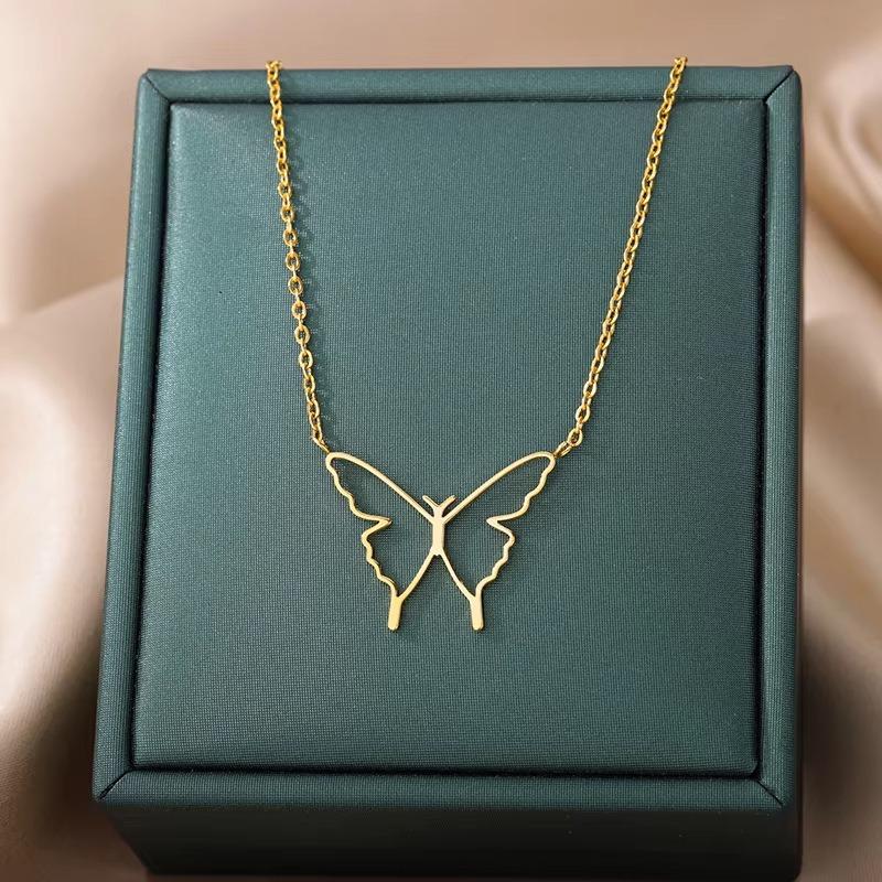 Simple new hollow butterfly pendant k stainless steel butterfly collarbone chain necklace female popular jewelry