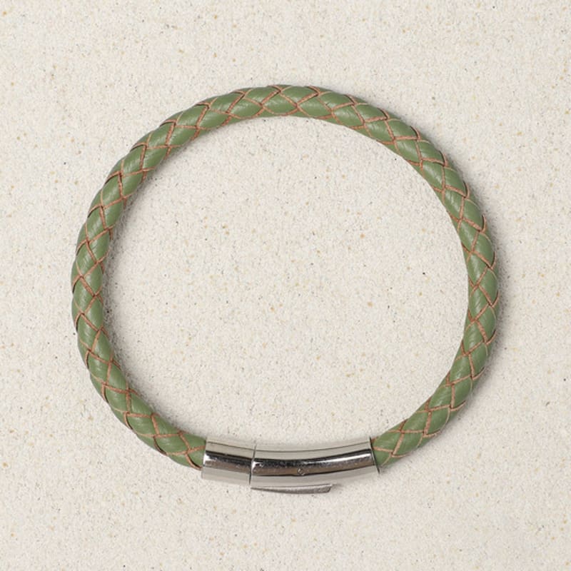 

HolidayVisitor Medium Calfskin Bracelet green