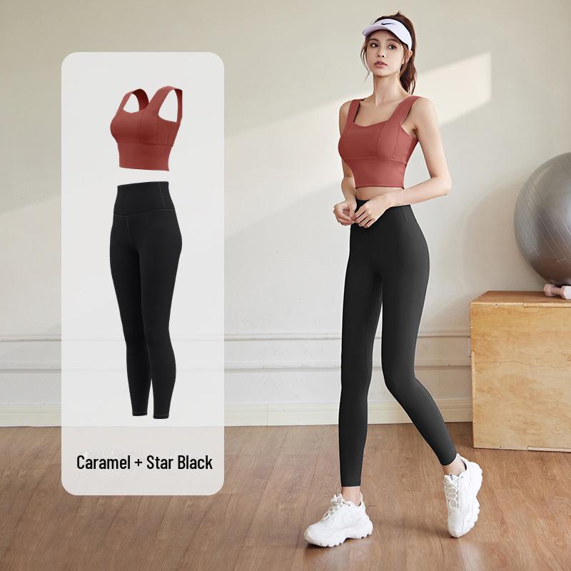 "Juyitang Peach Yoga Set: Shockproof Medium Support for Indoor Running & Fitness"